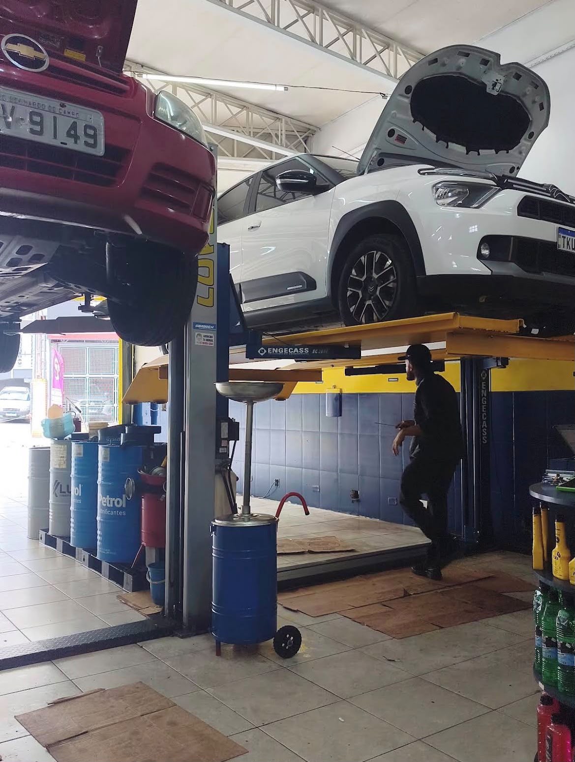GARAGEM DO ÓLEO